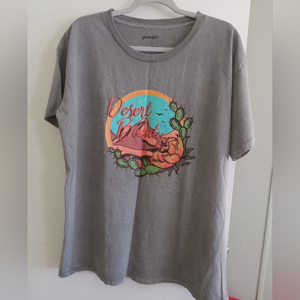 Hooey Brand Desert Beauty Graphic Tee - Gray with Colorful Print Ladies Size XXL